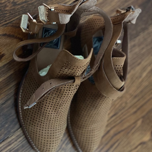 Jeffrey Campbell “Everly” Perforated Booties 10 - Picture 4 of 9